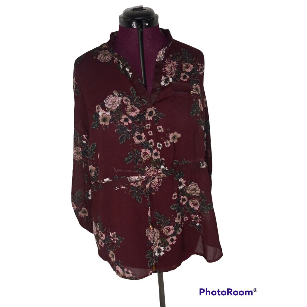 Indulge in style Maroon floral  tab sleeve sheer blouse 3x